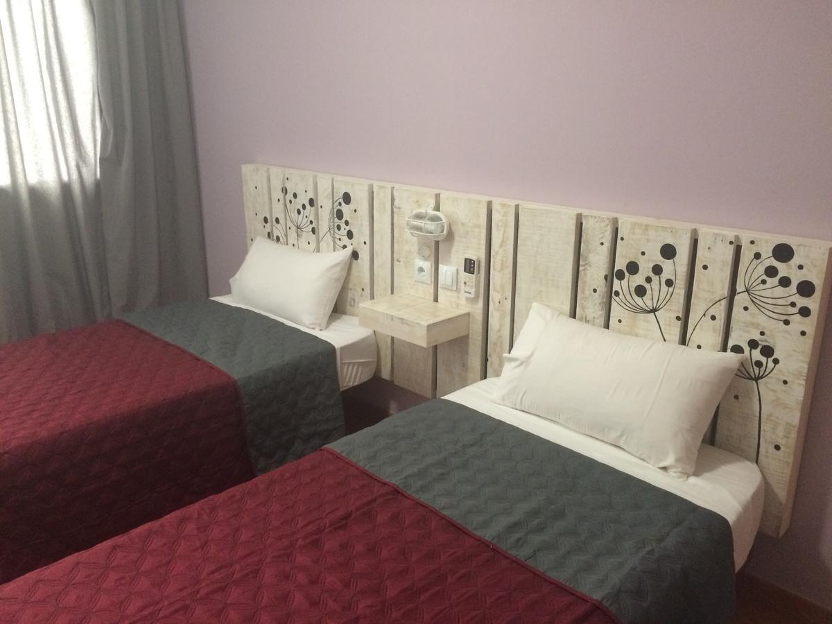 טרור Hotel El Pino מראה חיצוני תמונה