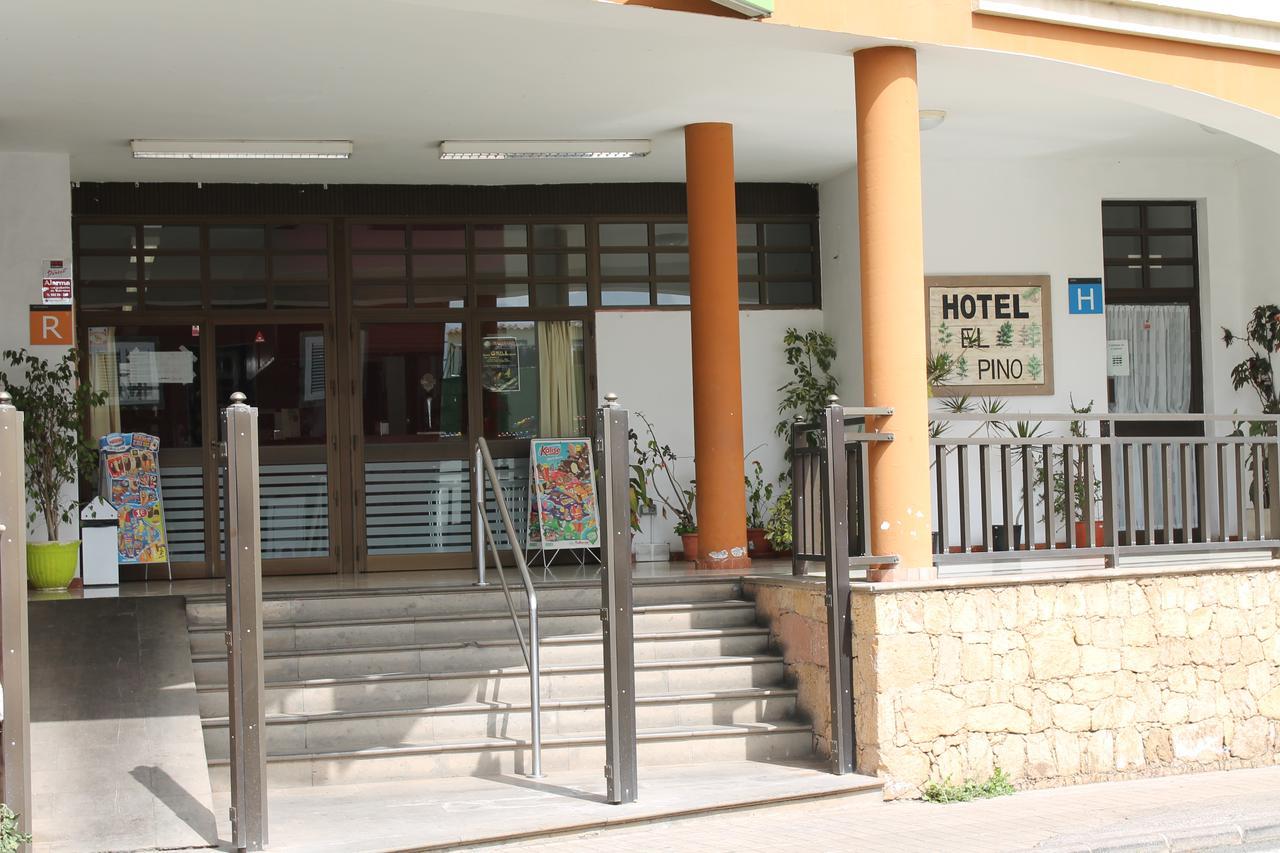 טרור Hotel El Pino מראה חיצוני תמונה