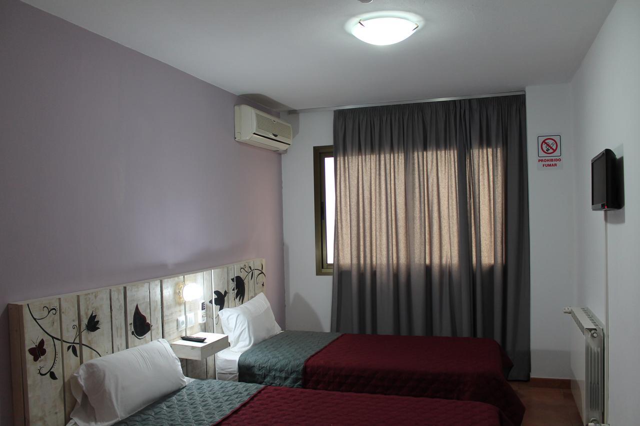 טרור Hotel El Pino מראה חיצוני תמונה