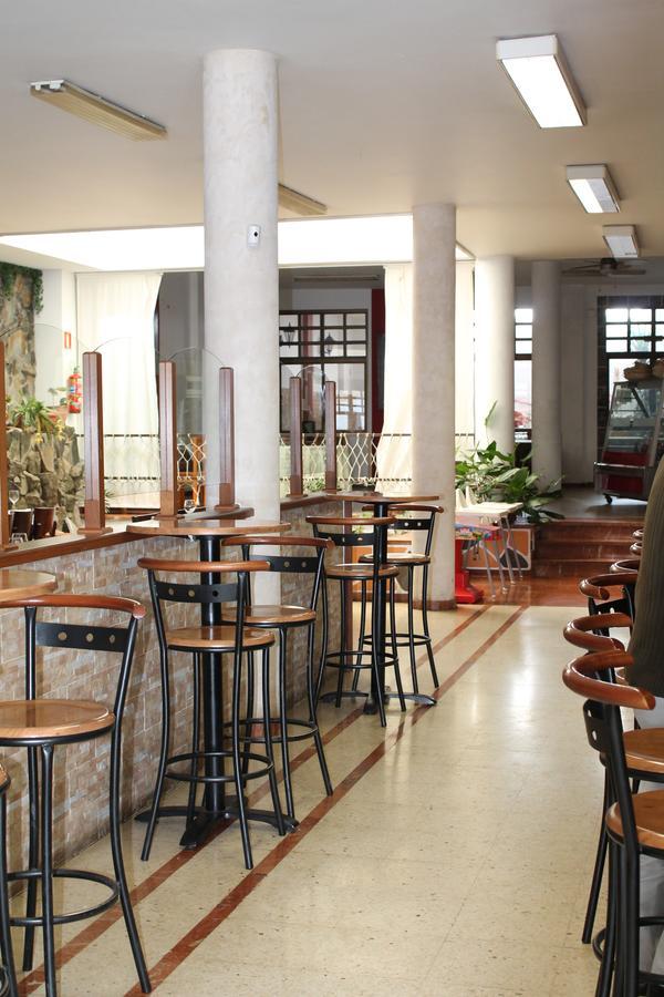 טרור Hotel El Pino מראה חיצוני תמונה